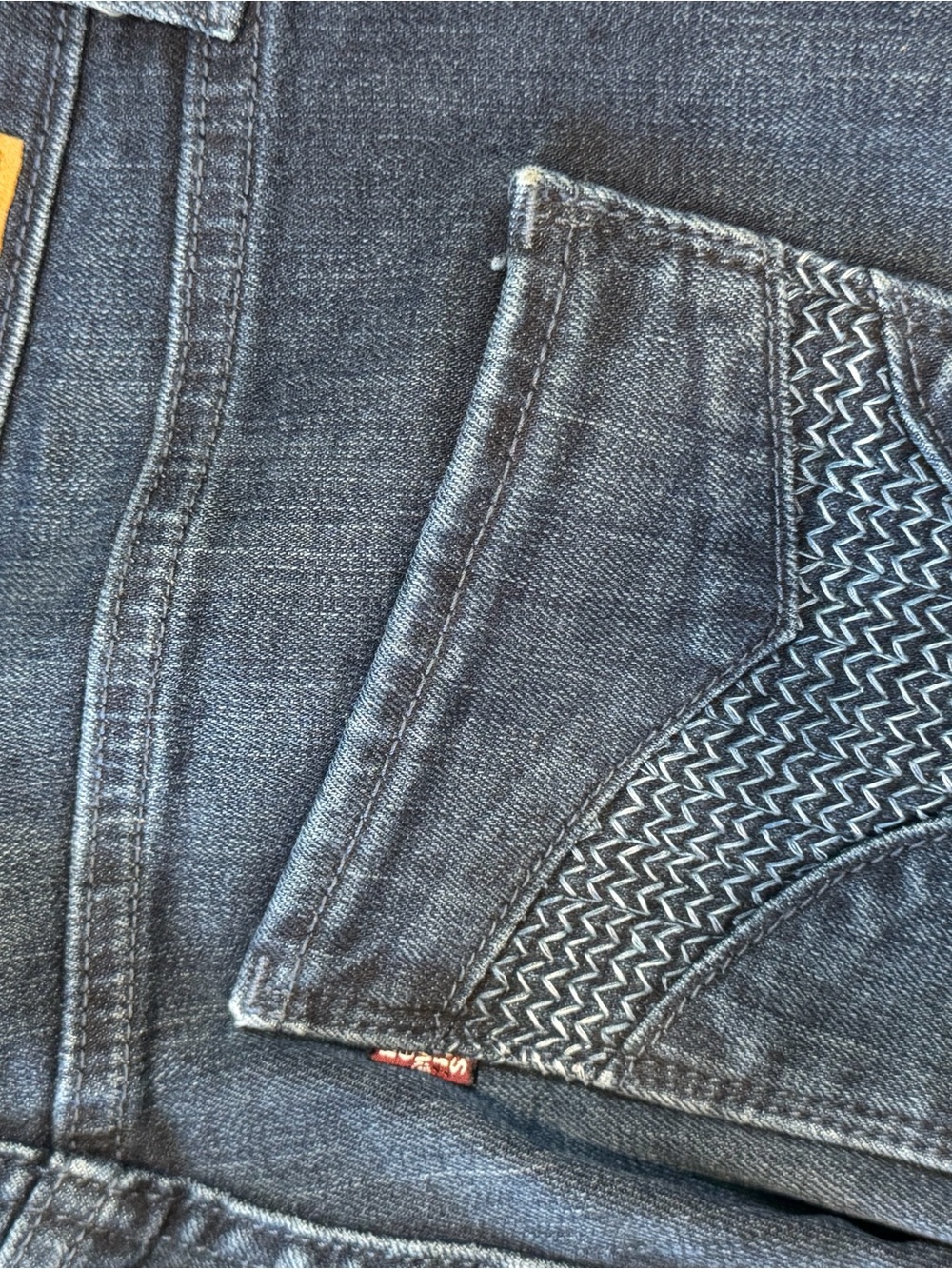 Levi’s Demi Curve Classic Bootcut Jeans Dark Wash Size 8/29